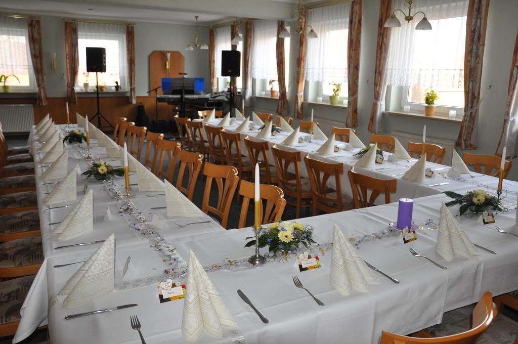Hotel Elxleben Buitenkant foto